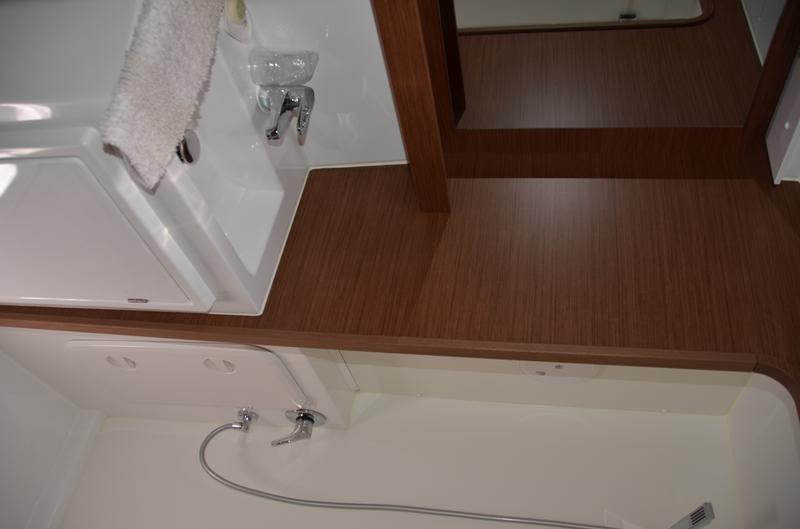 Book yachts online - catamaran - Lagoon 42 - Balute - rent