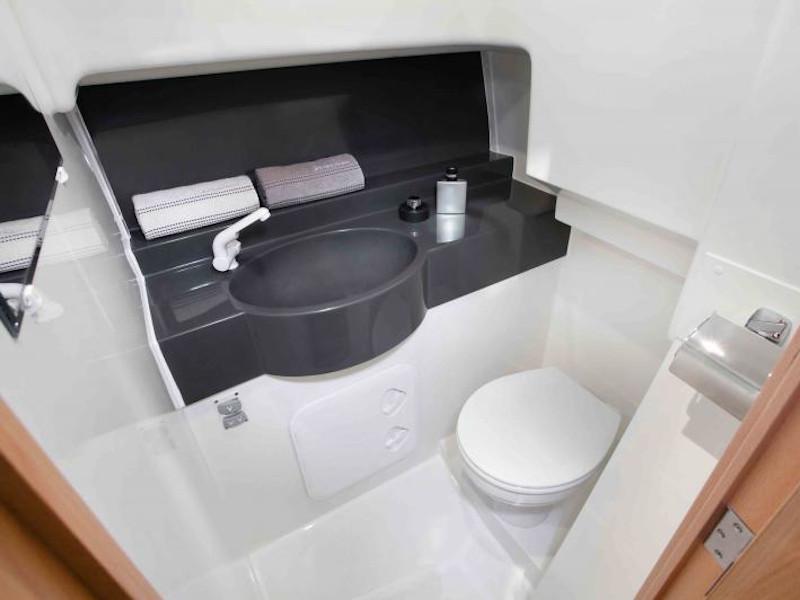 Book yachts online - motorboat - Delphia Escape 800 - Linnea  - rent