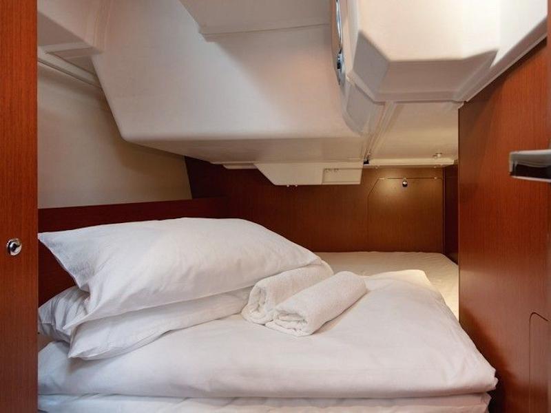 Book yachts online - sailboat - Oceanis 38.1 - Anima Maris - rent