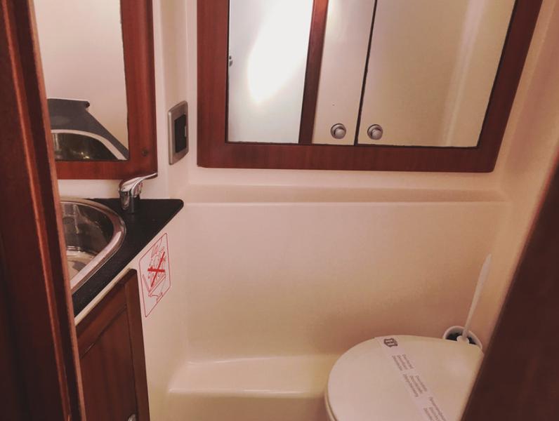 Book yachts online - sailboat - Salona 45 - Goga - rent