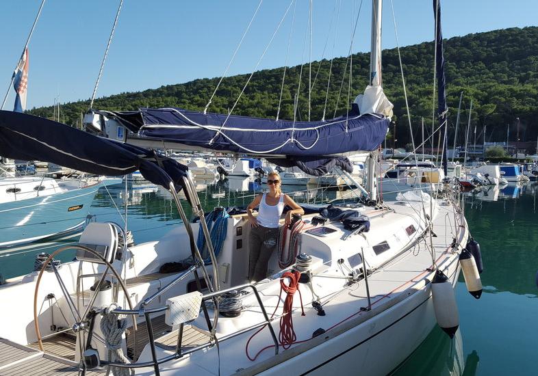 Book yachts online - sailboat - Salona 45 - Mima - rent