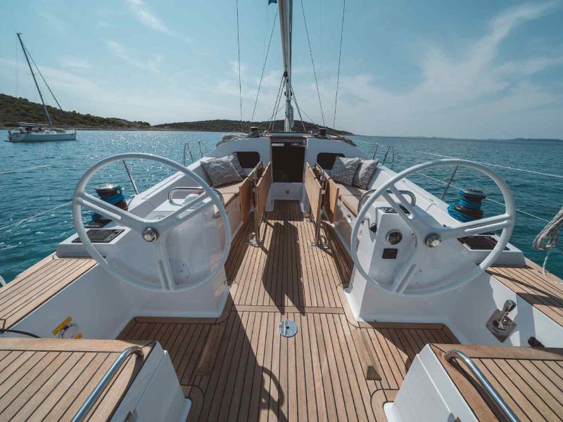 Book yachts online - sailboat - Elan Impression 45.1 - Sax III - rent