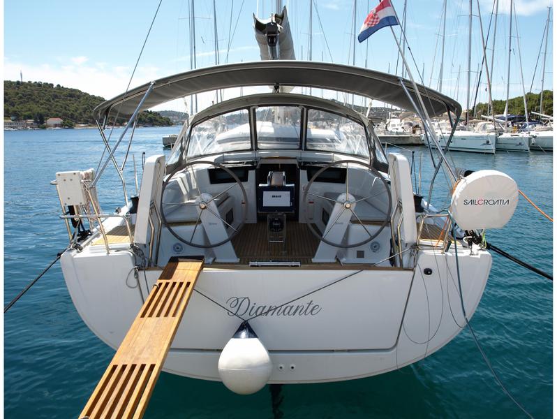 Book yachts online - sailboat - Hanse 418 - Diamante - rent