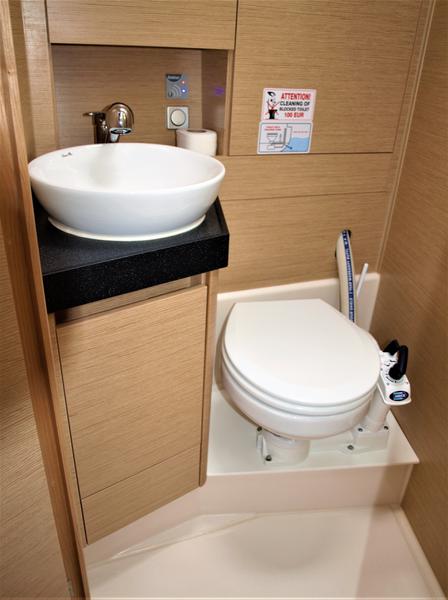 Book yachts online - sailboat - Hanse 418 - Diamante - rent