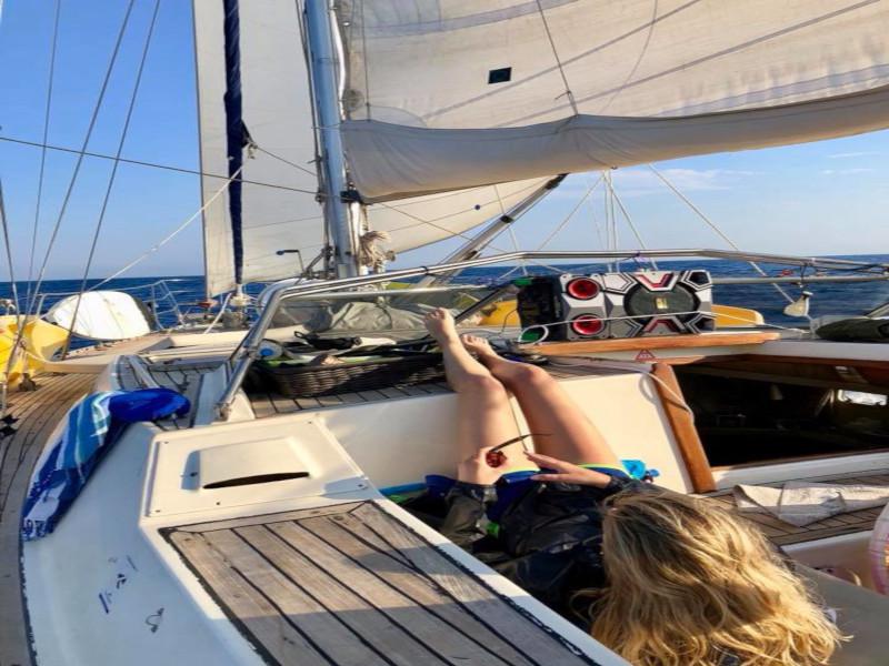 Book yachts online - sailboat - Freedom 58 - Ikarian Star - rent