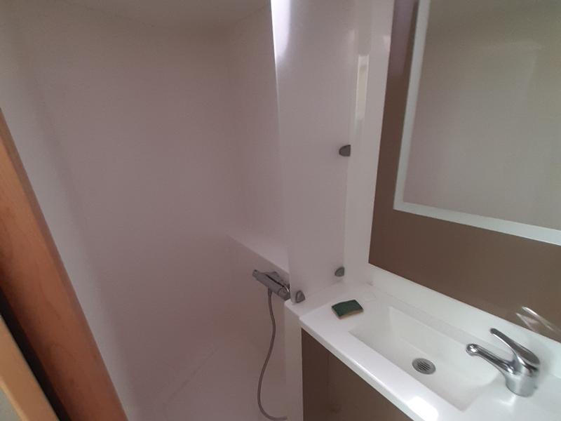 Book yachts online - catamaran - Lucia 40 - Rhum marin - rent