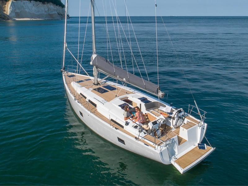 Book yachts online - sailboat - Hanse 458 - SARISU - rent
