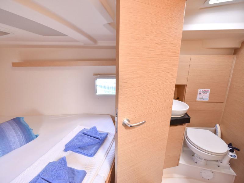 Book yachts online - sailboat - Hanse 418 - YAVANSU - rent