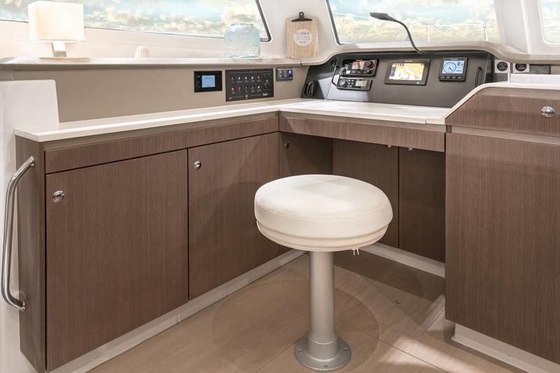 Book yachts online - catamaran - Bali Catspace TEAM FACTORY - Team Factory - rent