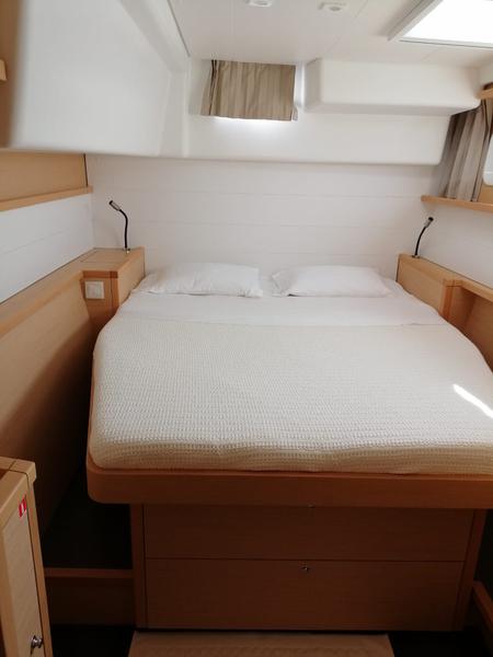 Book yachts online - catamaran - Lagoon 450  Flybridge - Cidici - rent