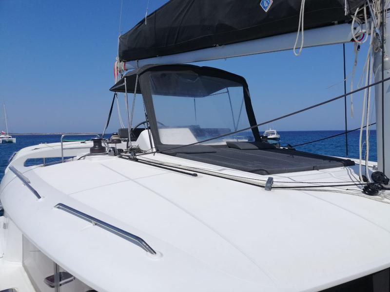 Book yachts online - catamaran - Lagoon 450  Flybridge - Cidici - rent
