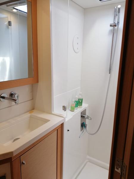 Book yachts online - catamaran - Lagoon 450  Flybridge - Cidici - rent