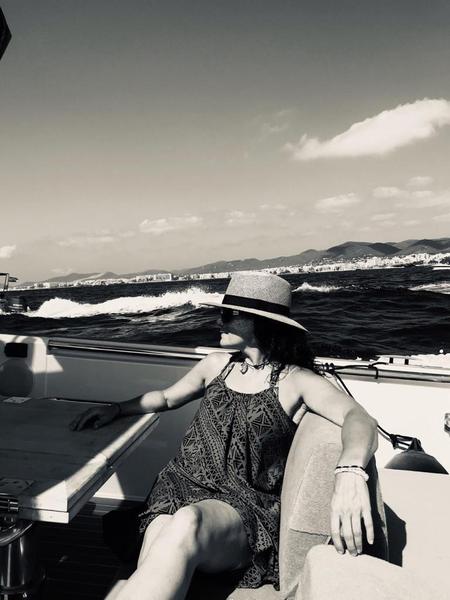 Book yachts online - motorboat - Fjord 44 Open - MEDCAT68 Available for daily charter only - From 10:00 to 20:00 - 0 night - rent