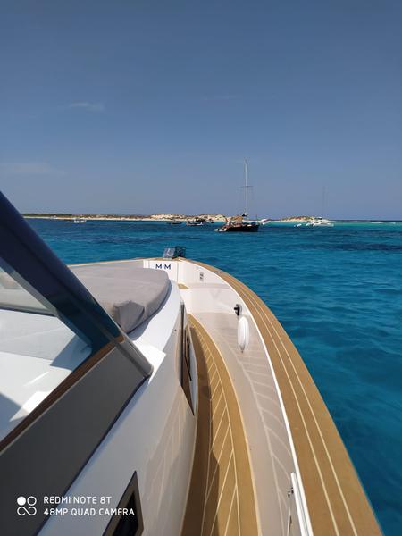 Book yachts online - motorboat - Fjord 44 Open - MEDCAT68 Available for daily charter only - From 10:00 to 20:00 - 0 night - rent