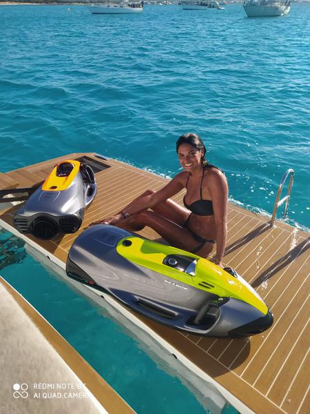 Book yachts online - motorboat - Fjord 44 Open - MEDCAT68 Available for daily charter only - From 10:00 to 20:00 - 0 night - rent