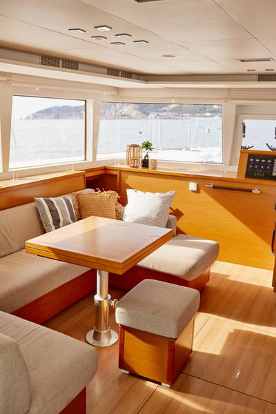 Book yachts online - catamaran - Lagoon 560 - Big Gani - rent