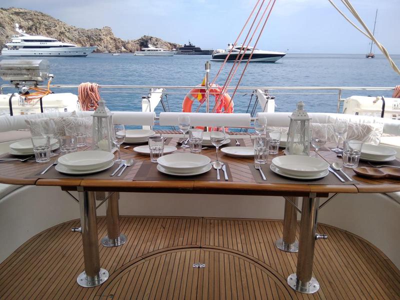 Book yachts online - catamaran - Marquises 56 - Atlas - rent