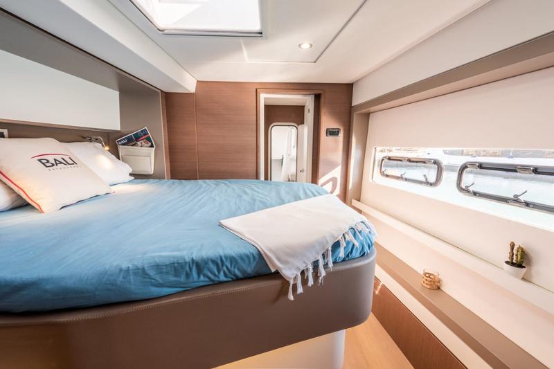 Book yachts online - catamaran - Bali 5.4. - Amura - rent