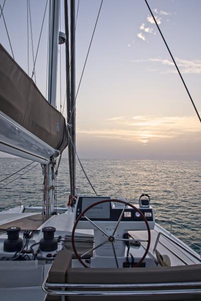 Book yachts online - catamaran - Victoria 67 - Magec - rent