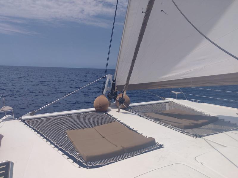 Book yachts online - catamaran - Victoria 67 - Magec - rent