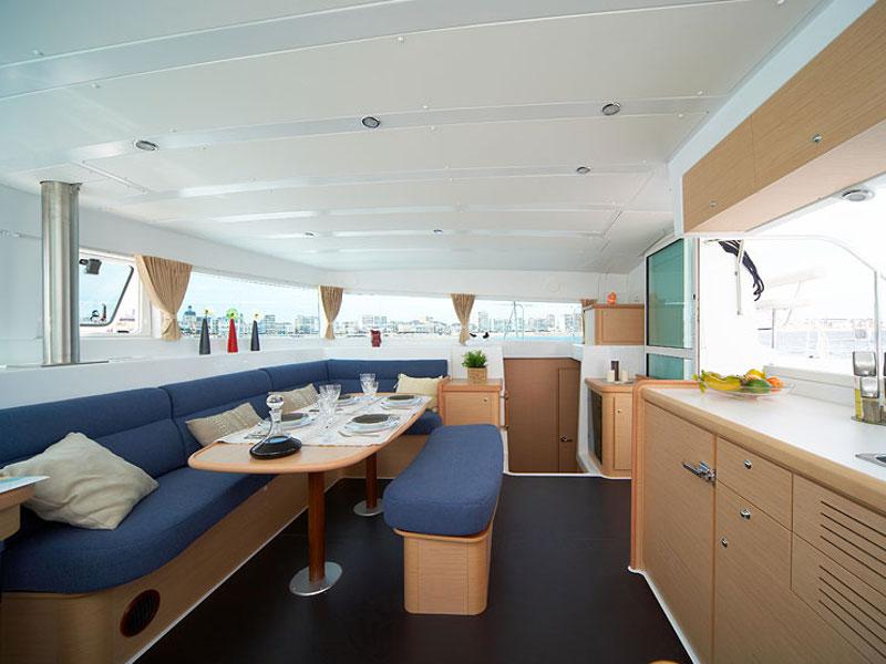 Book yachts online - catamaran - Lagoon 420 - Exit Strategy - rent