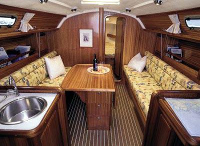 Book yachts online - sailboat - Hanse 325 - Tripel - rent