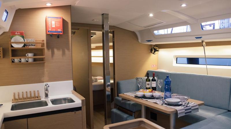 Book yachts online - sailboat - Sun Odyssey 440 - Finesse - rent