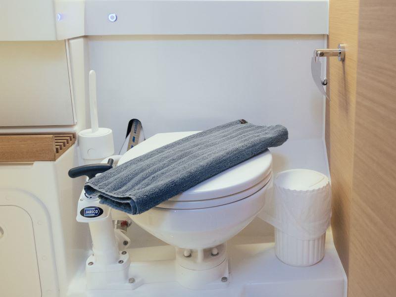 Book yachts online - sailboat - Sun Odyssey 440 - Finesse - rent