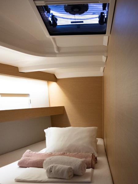 Book yachts online - sailboat - Sun Odyssey 440 - Finesse - rent