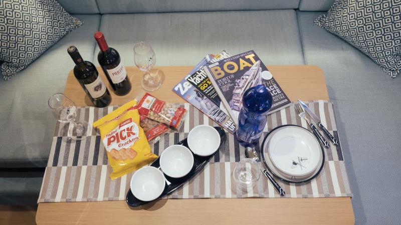 Book yachts online - sailboat - Sun Odyssey 440 - Finesse - rent