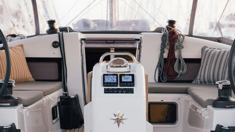 Book yachts online - sailboat - Sun Odyssey 440 - Finesse - rent
