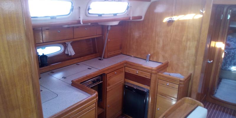 Book yachts online - sailboat - Bavaria 46 Cruiser - aruna - rent