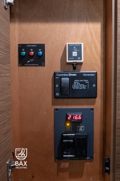 Book yachts online - catamaran - Lagoon 40 - Meliti - A/C &amp; Watermaker &amp; Generator - 4+2 Cabins/4 Heads - rent