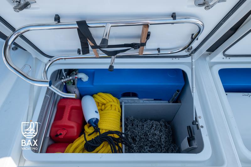 Book yachts online - catamaran - Lagoon 40 - Meliti - A/C &amp; Watermaker &amp; Generator - 4+2 Cabins/4 Heads - rent