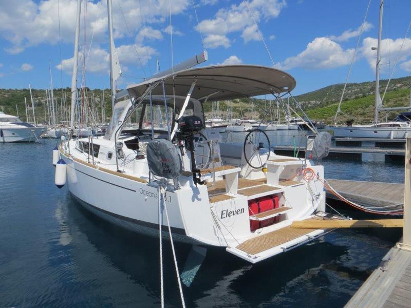 Book yachts online - sailboat - Oceanis 38.1 - Eleven - rent