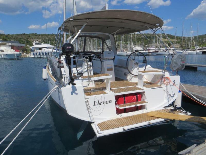Book yachts online - sailboat - Oceanis 38.1 - Eleven - rent