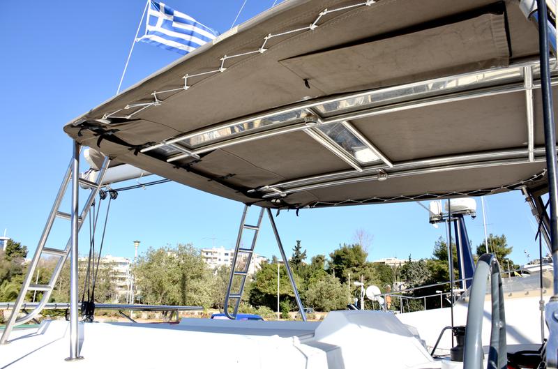 Book yachts online - catamaran - Bali 4.1 - RomaR (A/C - Generator) - rent