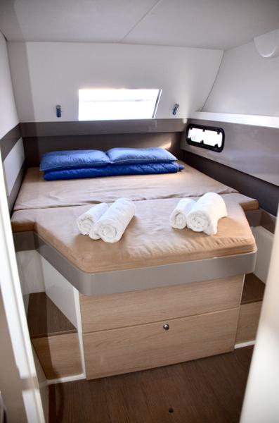 Book yachts online - catamaran - Bali 4.1 - RomaR (A/C - Generator) - rent