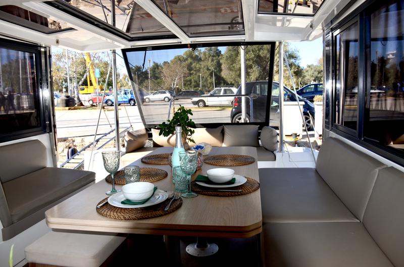 Book yachts online - catamaran - Bali 4.1 - RomaR (A/C - Generator) - rent