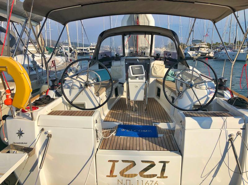 Book yachts online - sailboat - Sun Odyssey 419 - IZZI - rent