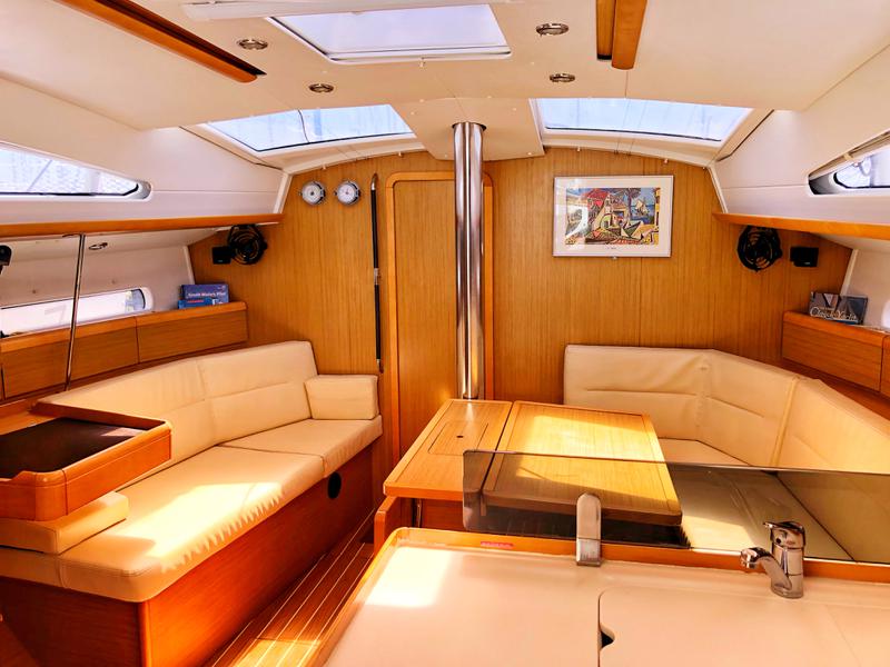 Book yachts online - sailboat - Sun Odyssey 42DS - IRENE - rent