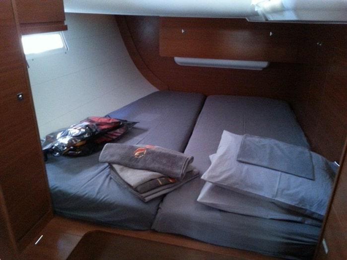 Book yachts online - sailboat - Dufour 500 GL - Maestro - rent