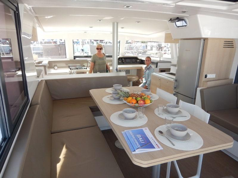 Book yachts online - catamaran - Bali 4.1 - Helena - rent