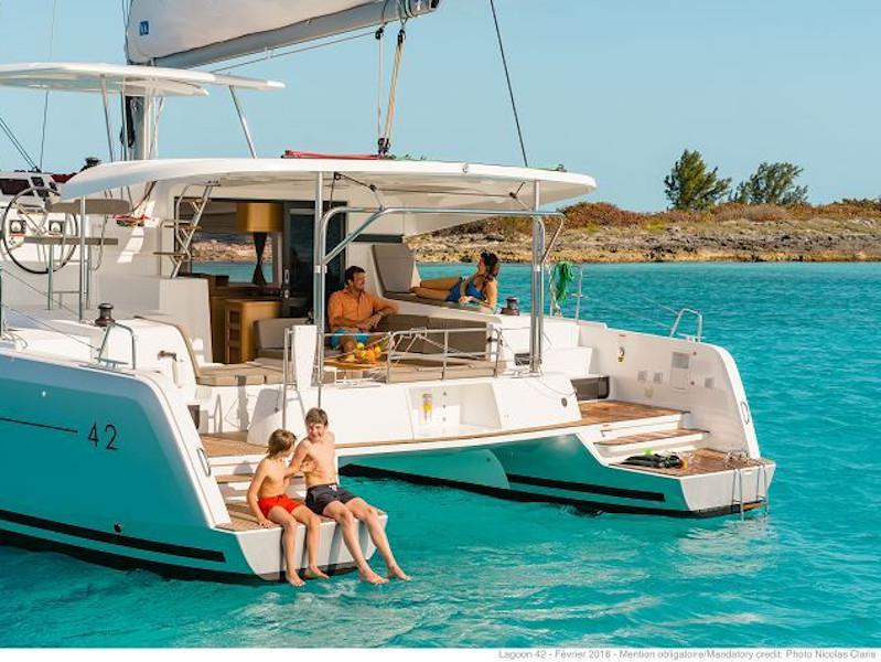 Book yachts online - catamaran - Lagoon 42 owner version - Ocean Pearl - rent