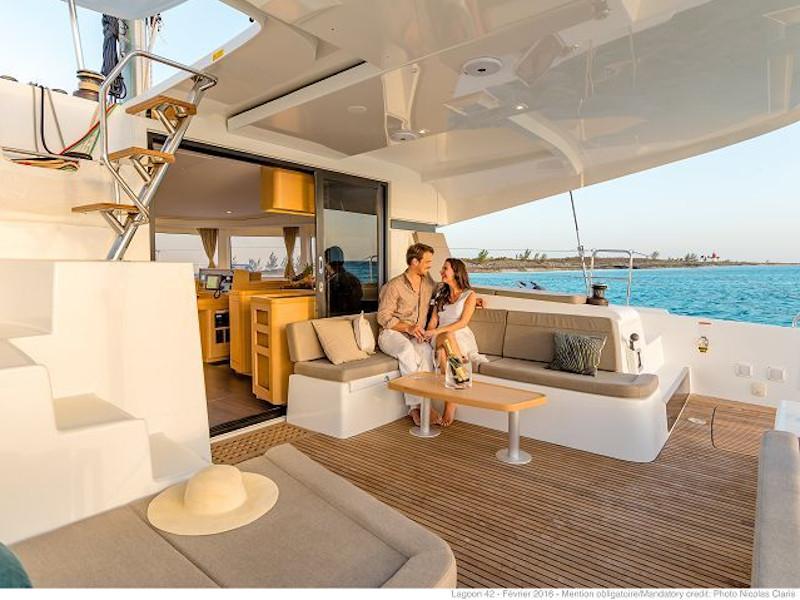 Book yachts online - catamaran - Lagoon 42 owner version - Ocean Pearl - rent