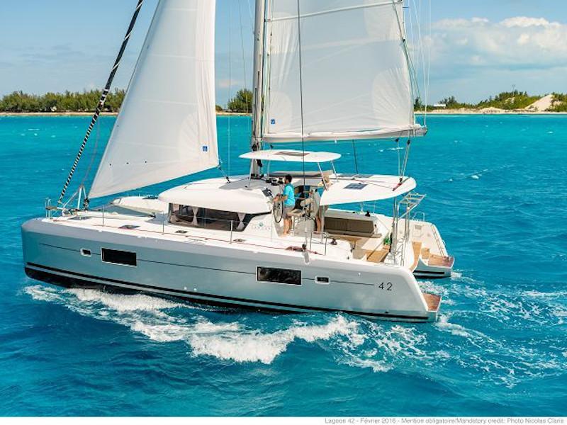 Book yachts online - catamaran - Lagoon 42 owner version - Ocean Pearl - rent