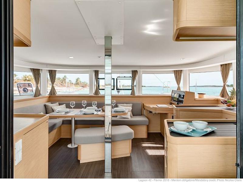 Book yachts online - catamaran - Lagoon 42 owner version - Ocean Pearl - rent