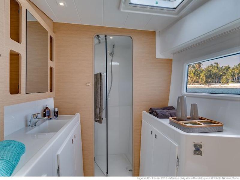 Book yachts online - catamaran - Lagoon 42 owner version - Ocean Pearl - rent