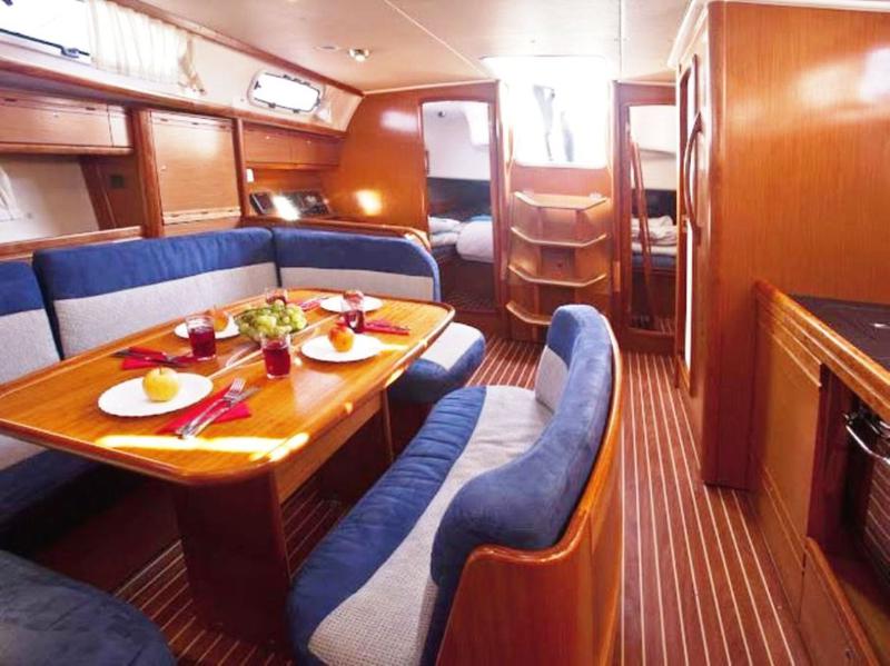 Book yachts online - sailboat - Bavaria 40 Cruiser - no name - rent