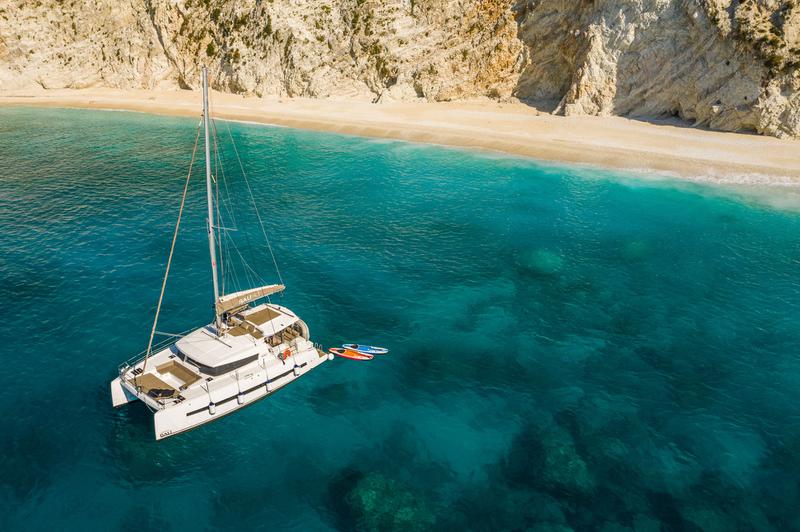 Book yachts online - catamaran - Bali 4.1 - Georgia, A/C, Gen, Watermaker - rent